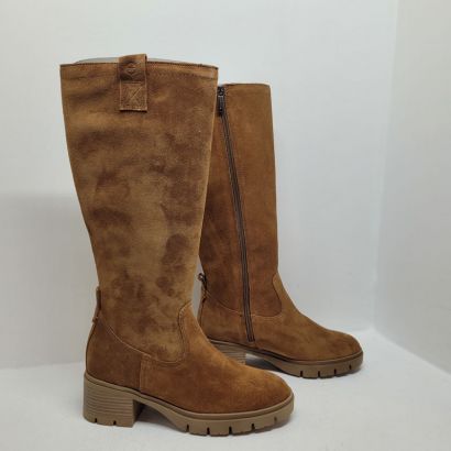 Botte en daim camel grosse semelle Tamaris