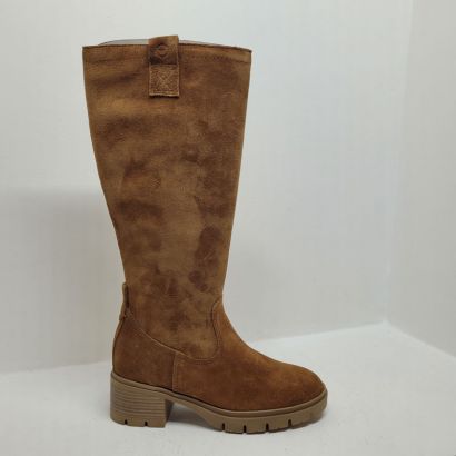 Botte en daim camel grosse semelle Tamaris