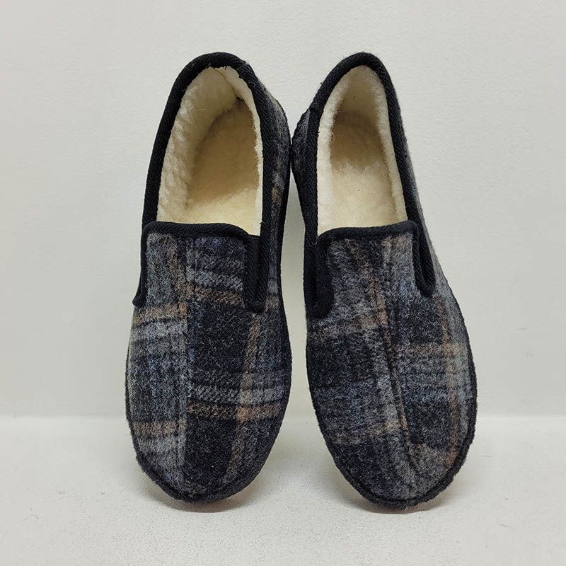 Pantoufle grise avec carreaux fourrée Taurus