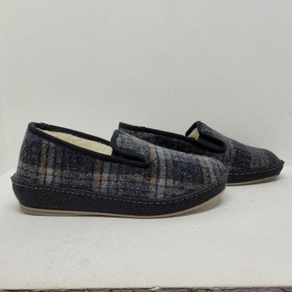 Pantoufle grise avec carreaux fourrée Taurus