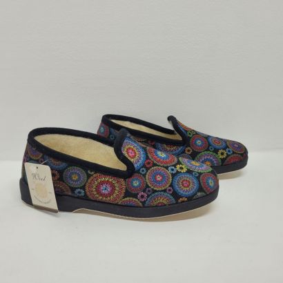 Charentaise noire avec fleurs de couleurs fourré Maison de l'Espadrille