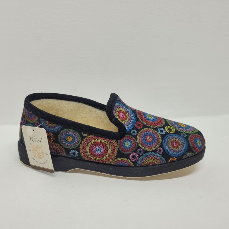 Charentaise noire avec fleurs de couleurs fourré Maison de l'Espadrille