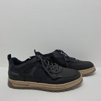 Basket plate noire semelle blanche avec lacet Rieker