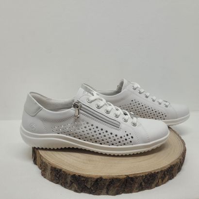 basket plate blanche zip et trou sur le coté remonte 