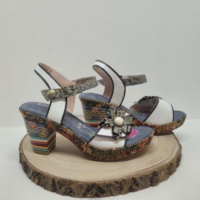 Nu-pieds a talon blanc avec gris et 1 velcro fleuris 