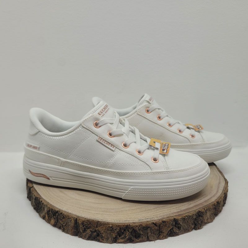Basket plate blanche en toile Skechers