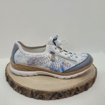 Basket plate blanc et bleu a motif multicolore avec un zip Rieker