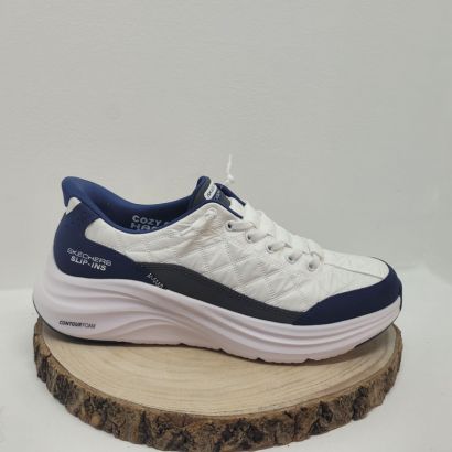 Basket sport blanche contour marine lacet élastique Skechers