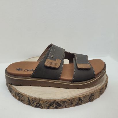 Mule plate marron 2 velcros Rieker