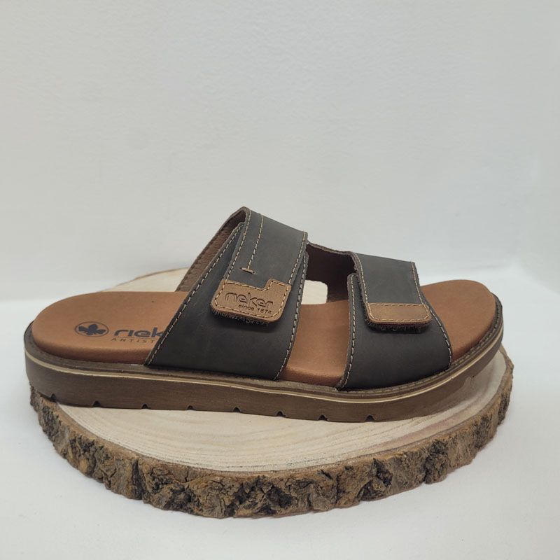 Mule plate marron 2 velcros Rieker