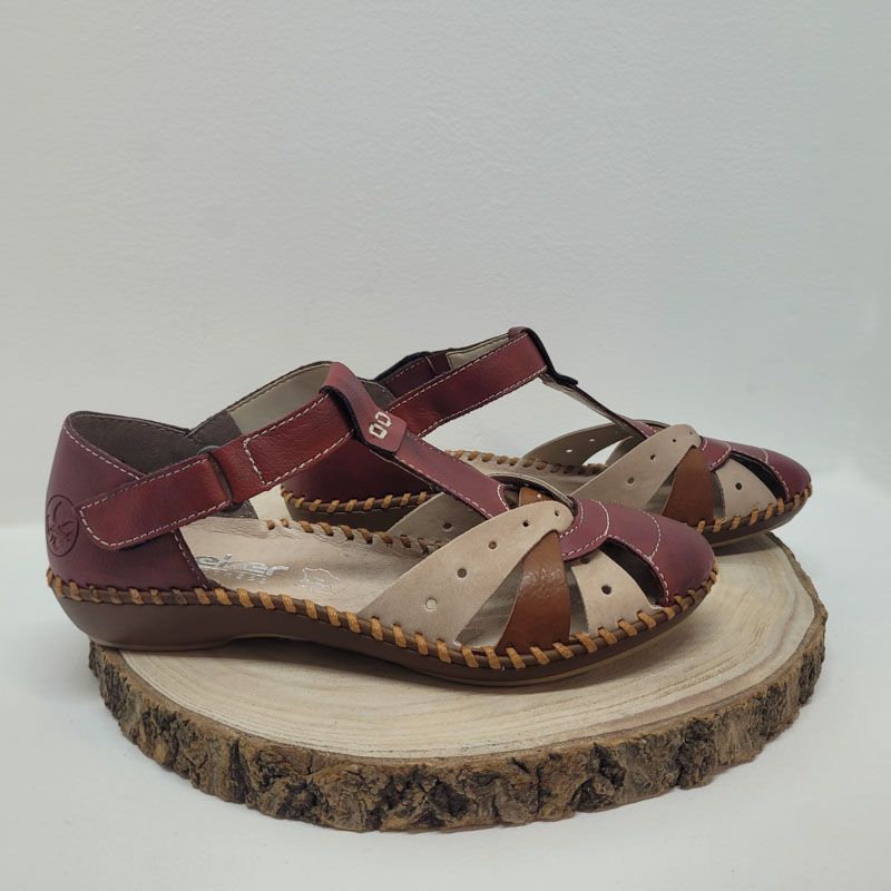 Sandale marron/rouge avec trois brides Rieker
