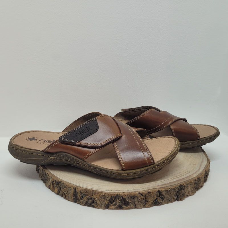 Mule plate avec deux brides croisé camel Rieker