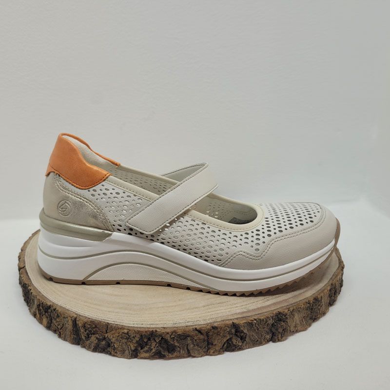 Ballerine compensée beige et orange à l'arrière remonte