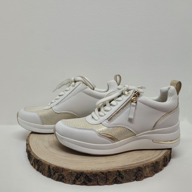 Basket plate blanche avec un zip doré Jana
