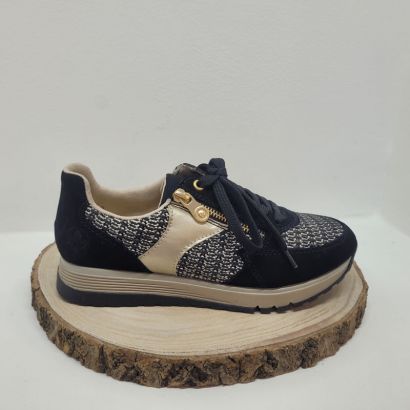 Basket plate noire avec imprimé doré avec zip et lacets Rieker