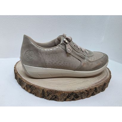 Basket taupe avec tirette et lacets Rieker