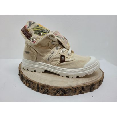 Chaussures montantes blanc cassé avec motifs multicolore Mustang 