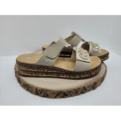 Mule compensé beige avec deux velcros avec anneaux fantasie Rieker