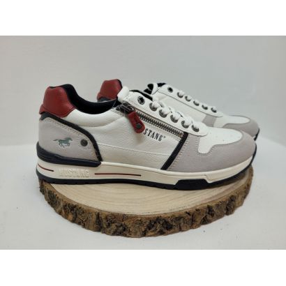 Basket plate blanche avec zip et détail rouge Mustang