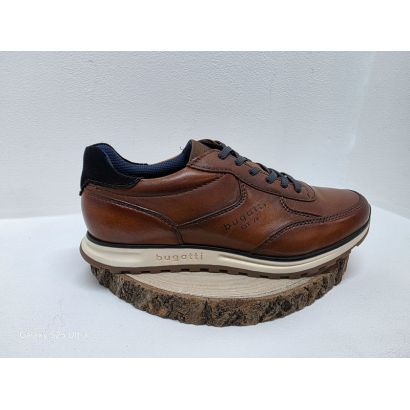 Basket cognac en cuir Bugatti