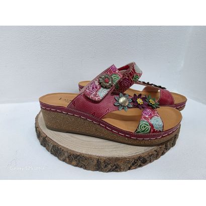 Mûle compensé rouge avec 1 velcro fleurs