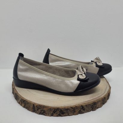 Ballerine plate or et noir avec flot Infini