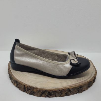 Ballerine plate or et noir avec flot Infini