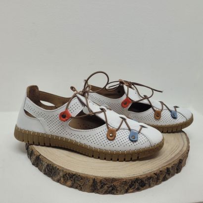 Basket plate ouverte blanche avec lacets élastique Coco et Abricot