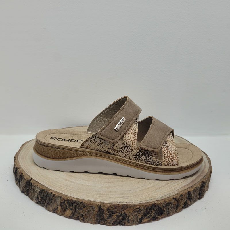 Nu-pieds beige avec deux velcros Rohde