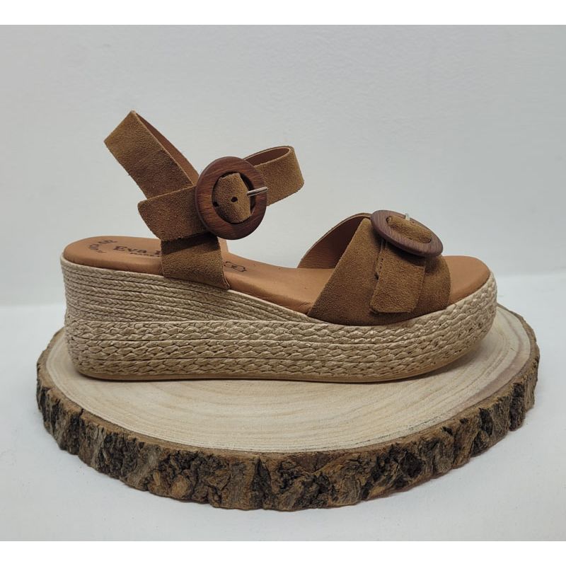 Nu-pied compensé camel daimavec 2 boucles