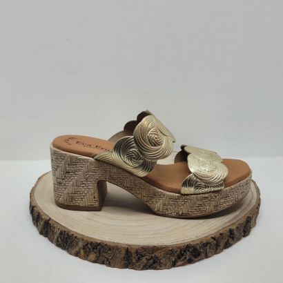 Mule a talon décroché or avec 2 brides et motif Eva frutos