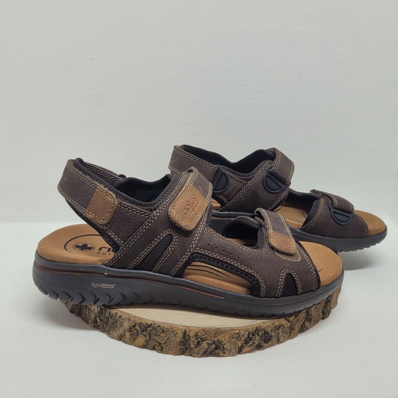 Nu-pieds plat à velcro marron semelle noire Rieker