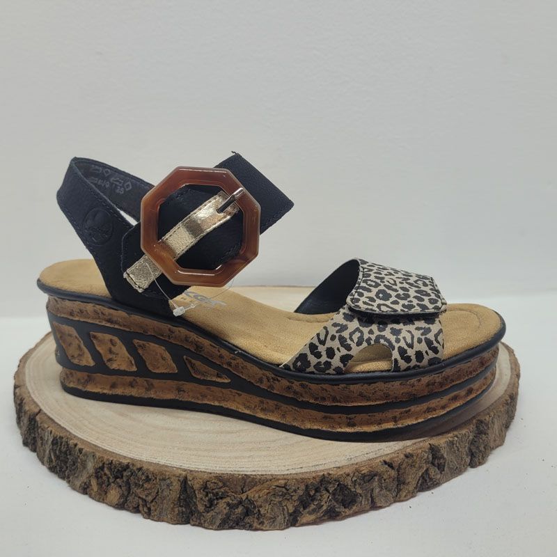 Nu-pieds compensé avec deux velcros noir et léopard et une boucle Rieker