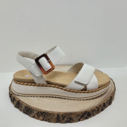 Nu - pied plat semelle blanche deux velcros croisésboucle carréeRemonte 