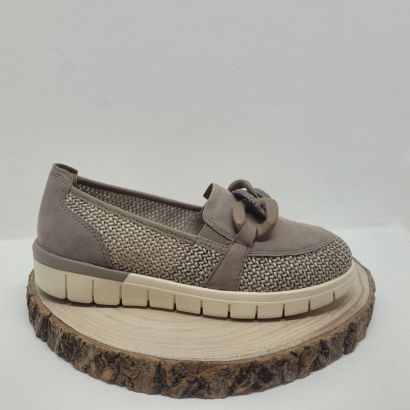 Mocassin beige avec boucle et paillette Caprice