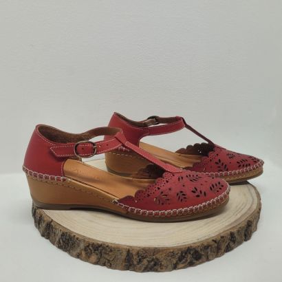 Salomé compensé rouge avec fleurs Coco et Abricot 