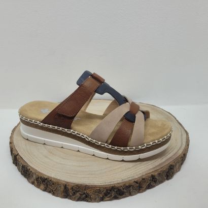 Mule avec trois bandes beige, camel et bleu foncé Rieker