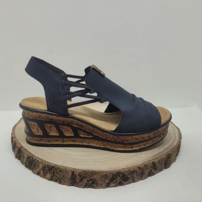 Nu-pied compensé bleu marine couvert sur le dessus Rieker