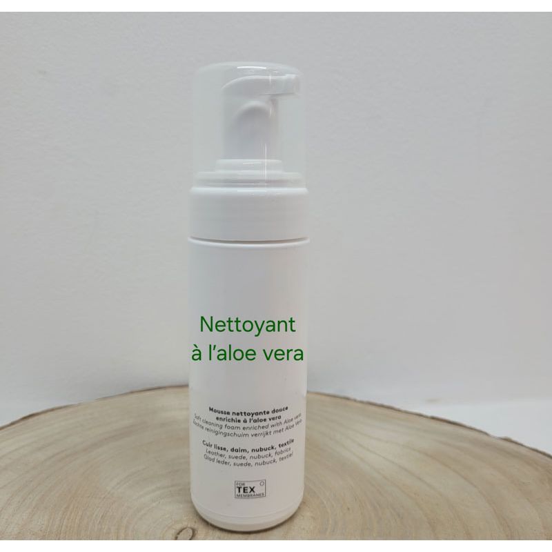 Mousse nettoyante à l'aloe vera multi matière