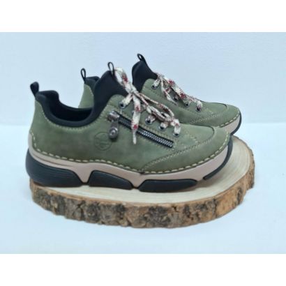 Basket plate kaki semelle blanche et noir lacet fantaisie Rieker