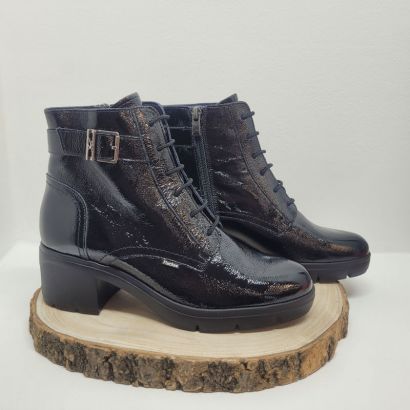 Bottine noir vernis talon décroché à lacets et zip boucle fantaisie Fluchos