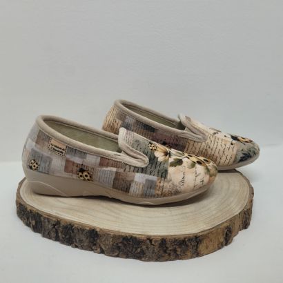 Pantoufle compensée beige avec 2 élastiques et coccinelle Maison de l'espadrille 