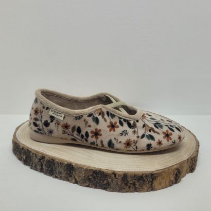 Ballerine plate beige avec élastiques croisés et fleurs Maison de l'espadrille 