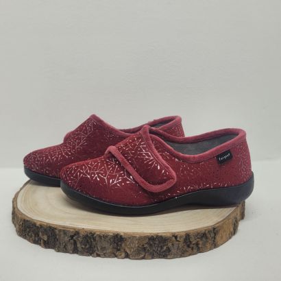 Pantoufle bordeaux avec fantaisie 1 velcro Fargeot