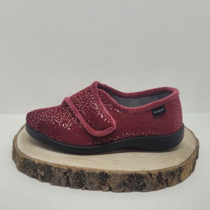 Pantoufle bordeaux avec fantaisie 1 velcro Fargeot