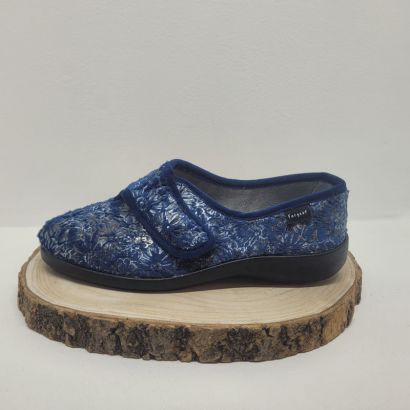 pantoufle marine avec imprimé fleur 1 velcro Fargeot 