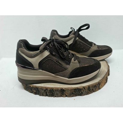 Basket compensée marron et beige avec zip semelle beige Tamaris 