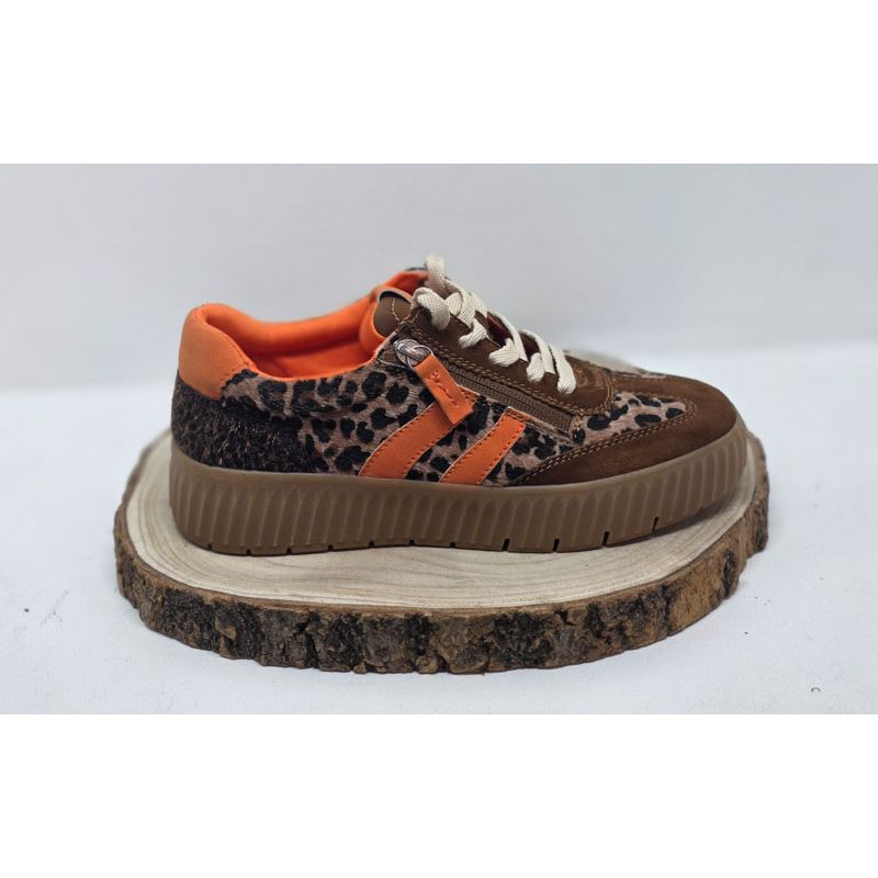 Basket marron imprimé léopard avec zip et bande orange Jana