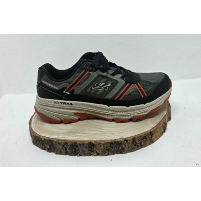 Basket mesh kaki bande orange semelle beige et orange Skechers