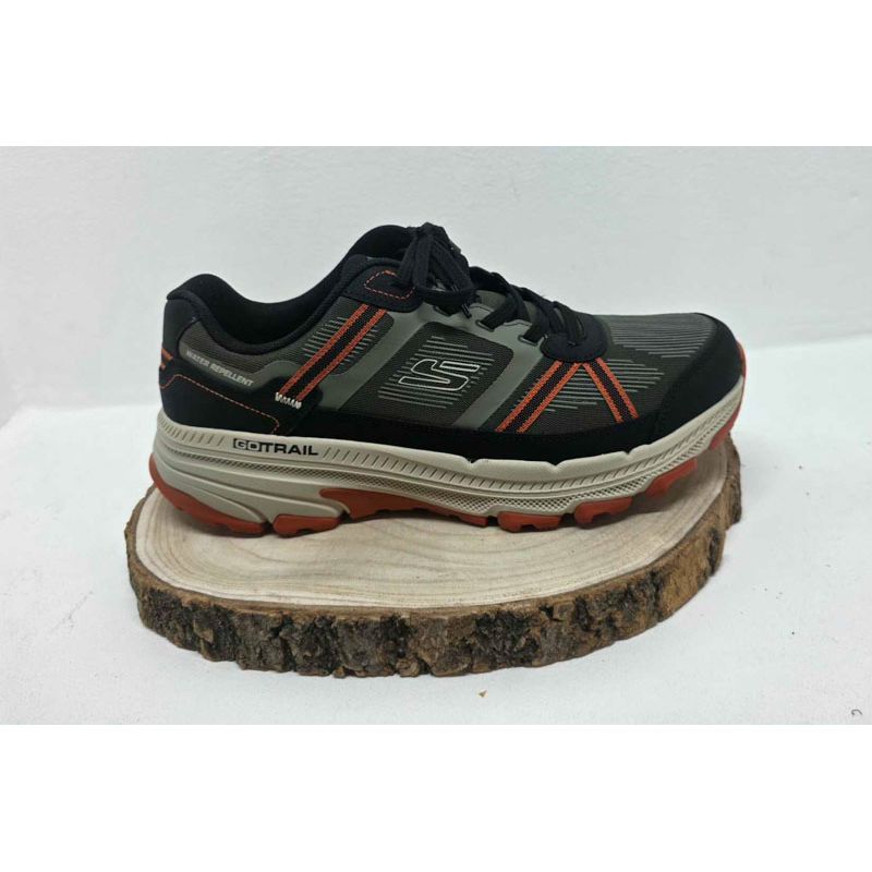 Basket mesh kaki bande orange semelle beige et orange Skechers